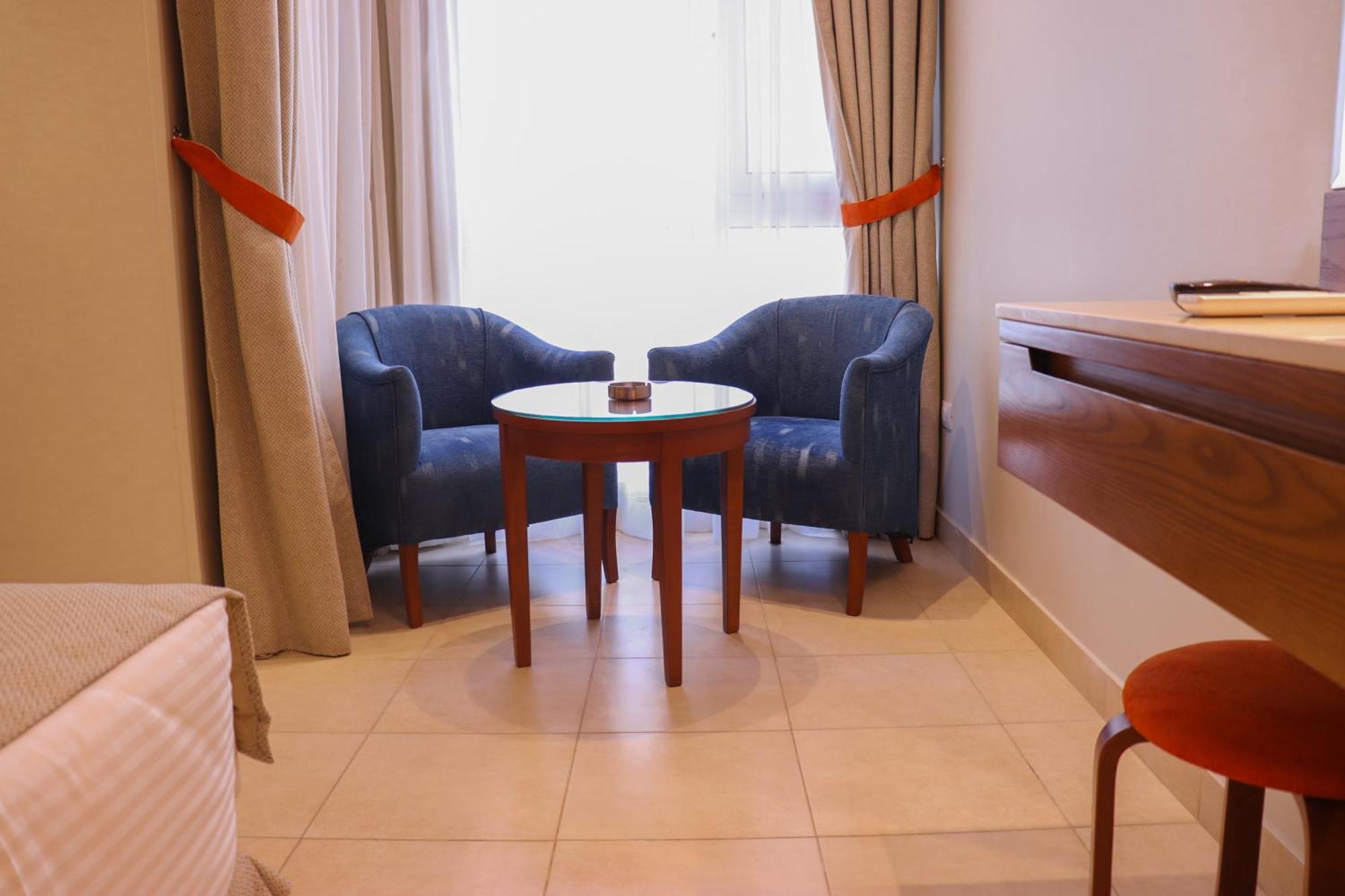 Almadiafa - المضيفه Hotel Кайро Екстериор снимка
